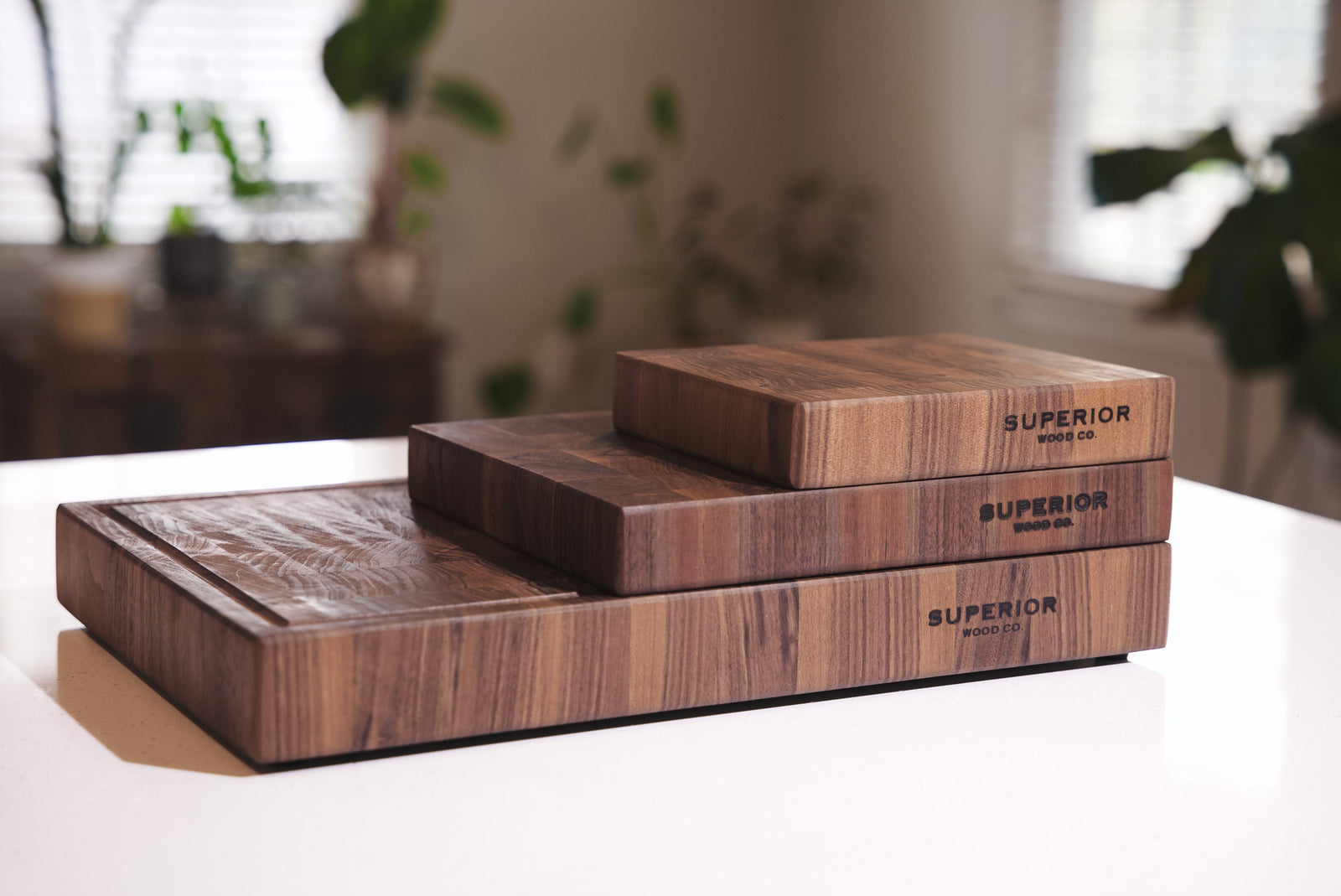 Walnut Cutting Boards - The Complete Guide